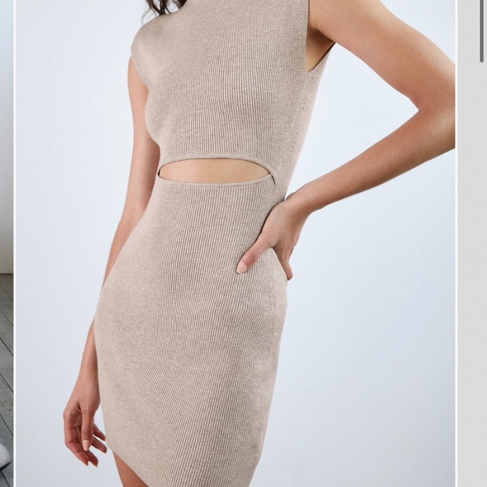 NWOT Aritzia Knit Cutout Dress